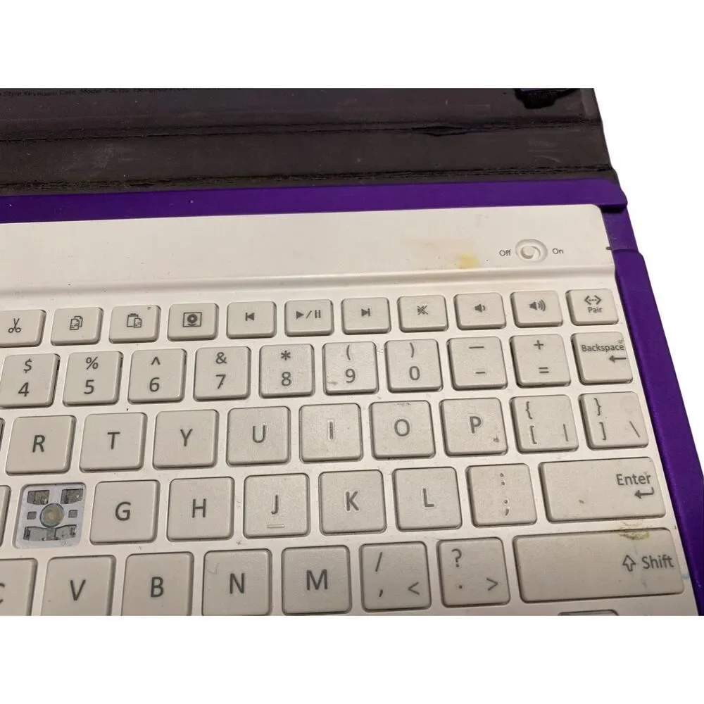 Belkin F5L152 Slim Style Keyboard Case Purple White Untested For Parts